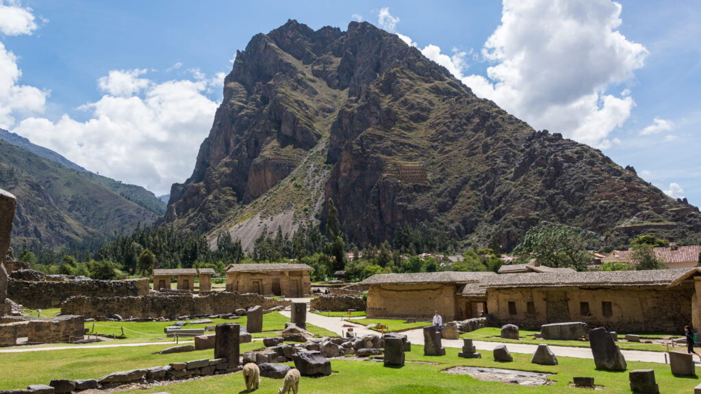 Sacred Valley of the Incas Full-Day Tour